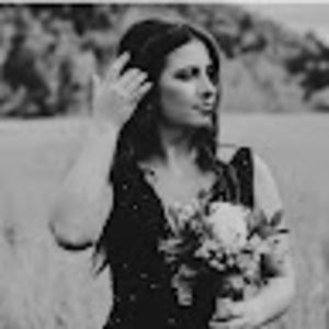 Meet your Posher, Abbye